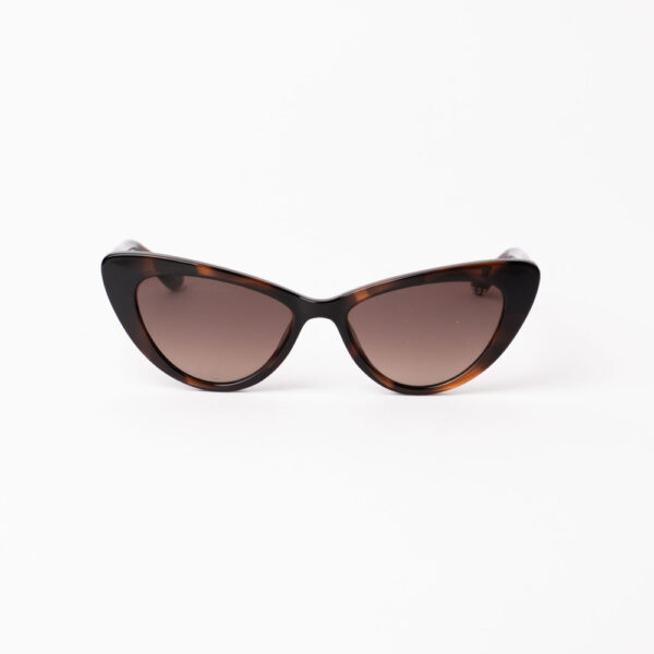 Guess 9216